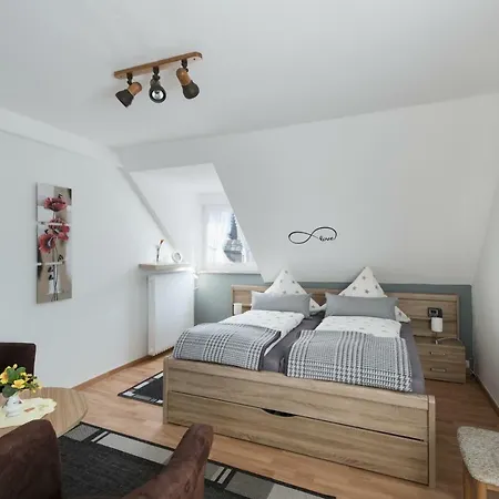 Wein & Gaestehaus Ballmann Vendégház