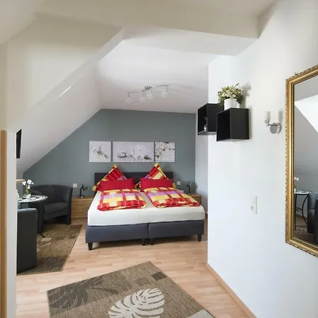 Wein & Gaestehaus Ballmann Vendégház Trittenheim